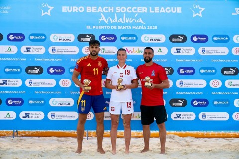 Azerbaijan beach soccer star named Best Player of European Qualifier – PHOTO