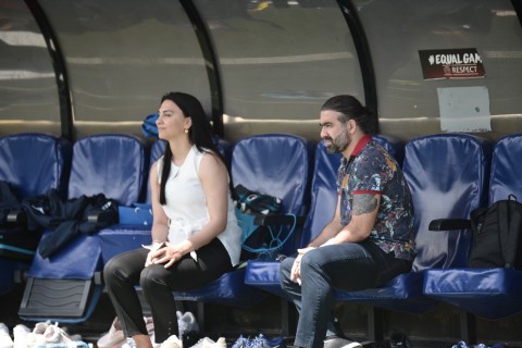 Rafael Ağayev qadın futbolçulardan ibarət millimizin məşqində - FOTO