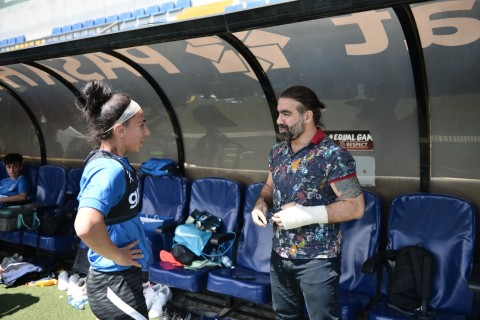 Rafael Ağayev qadın futbolçulardan ibarət millimizin məşqində - FOTO
