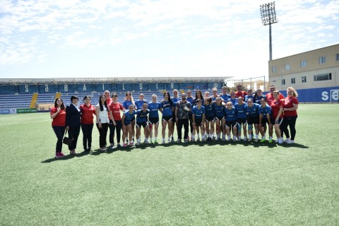 Rafael Ağayev qadın futbolçulardan ibarət millimizin məşqində - FOTO