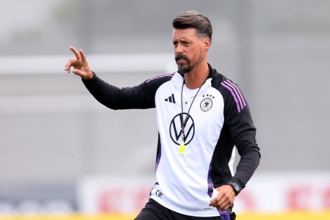 Sandro Vaqner Bundesliqada klub çalışdıracaq