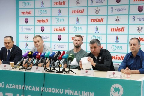 Vasili Berezutski: "Güllə açılmamış yıxılmaq lazım deyil" - MÜSAHİBƏ
