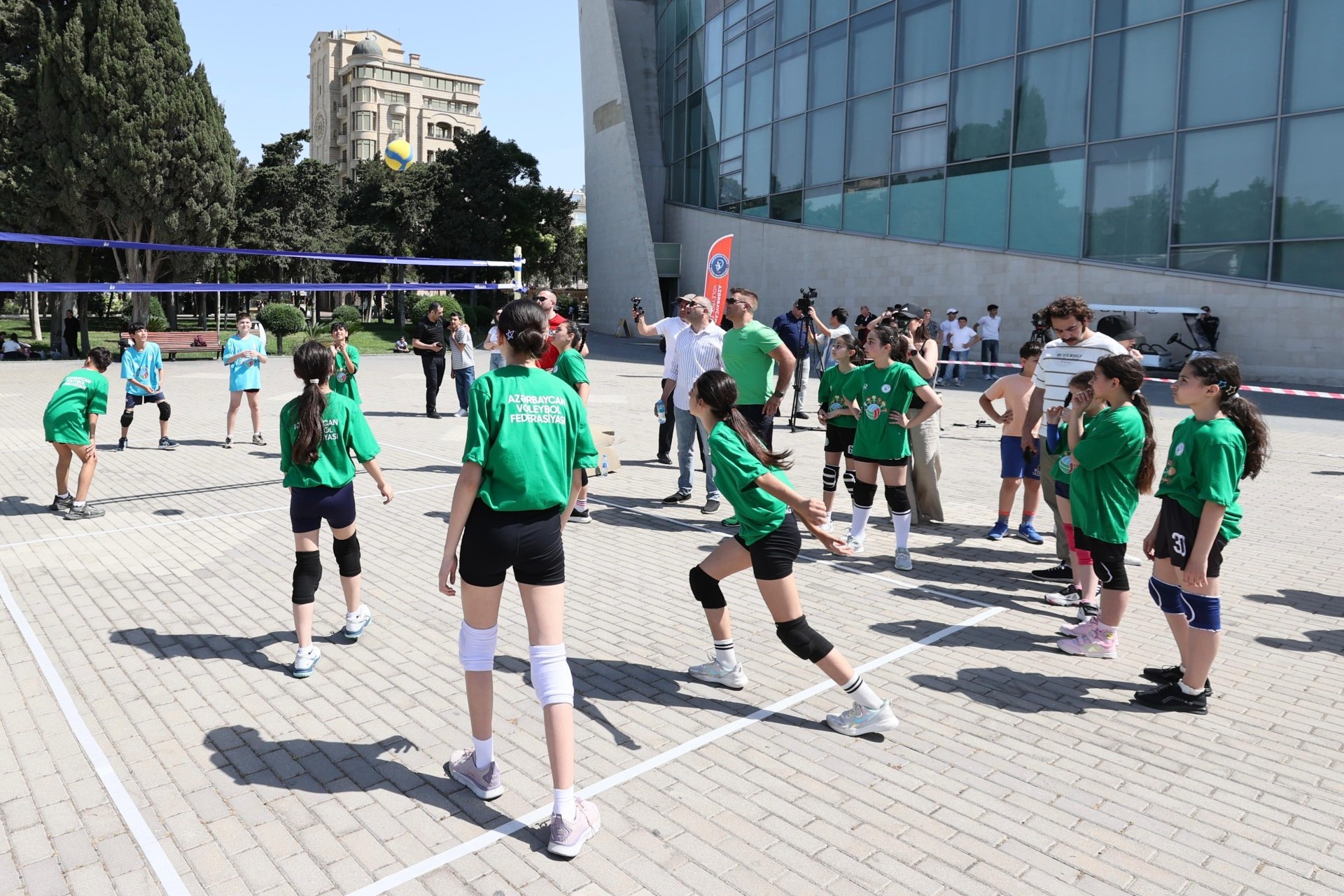 Uşaqların Beynəlxalq Müdafiəsi Gününə həsr olunmuş Voleybol Festivalı - FOTO