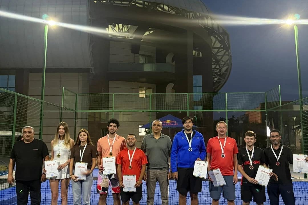 Padel tennis üzrə Bakı birinciliyində 24 idmançı çıxış edib
