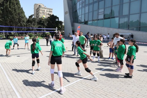 Uşaqların Beynəlxalq Müdafiəsi Gününə həsr olunmuş Voleybol Festivalı - FOTO