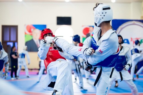 Taekvondoçularımız açıq dairəvi döyüş məşqləri keçib - FOTO