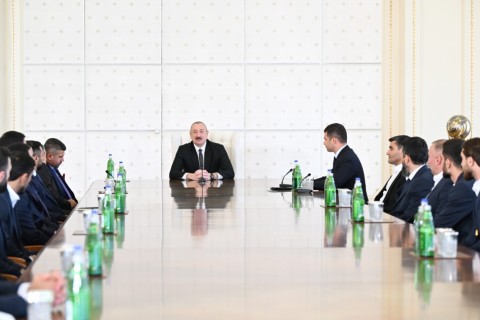 Prezident İlham Əliyev Azərbaycan millisinin üzvlərini qəbul edib - YENİLƏNİB/FOTO