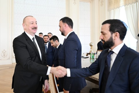 Prezident İlham Əliyev Azərbaycan millisinin üzvlərini qəbul edib - YENİLƏNİB/FOTO