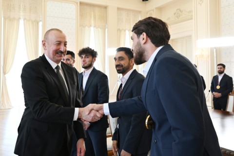 Prezident İlham Əliyev Azərbaycan millisinin üzvlərini qəbul edib - YENİLƏNİB/FOTO
