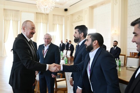 Prezident İlham Əliyev Azərbaycan millisinin üzvlərini qəbul edib - YENİLƏNİB/FOTO