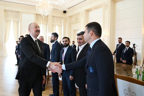 Prezident İlham Əliyev Azərbaycan millisinin üzvlərini qəbul edib - YENİLƏNİB/FOTO