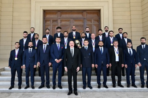 President Ilham Aliyev received members of Azerbaijan national team, winners of the minifootball World Cup - PHOTO