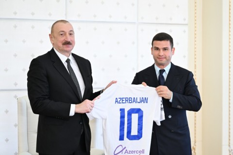 Prezident İlham Əliyev Azərbaycan millisinin üzvlərini qəbul edib - YENİLƏNİB/FOTO