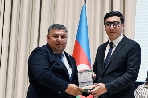 Fərid Qayıbov may ayı ərzində beynəlxalq yarışlarda uğurla çıxış etmiş idmançılarla görüşüb - FOTO