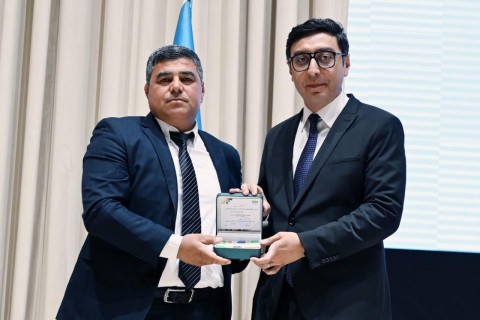 Fərid Qayıbov may ayı ərzində beynəlxalq yarışlarda uğurla çıxış etmiş idmançılarla görüşüb - FOTO