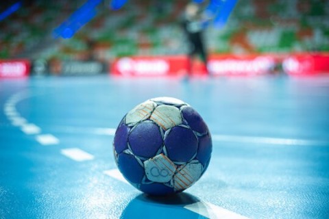 Həndbol üzrə Azərbaycan birinciliyinin final mərhələsində 12 komanda