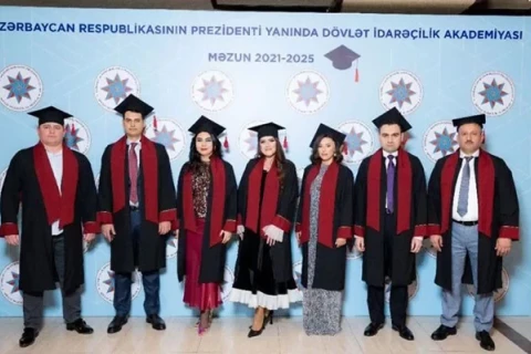 Rəsul Çunayev 3-cü dəfə məzun olub - FOTO/VİDEO