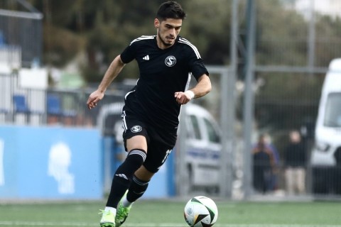 Rüfət Abdullazadə seçim qarşısında