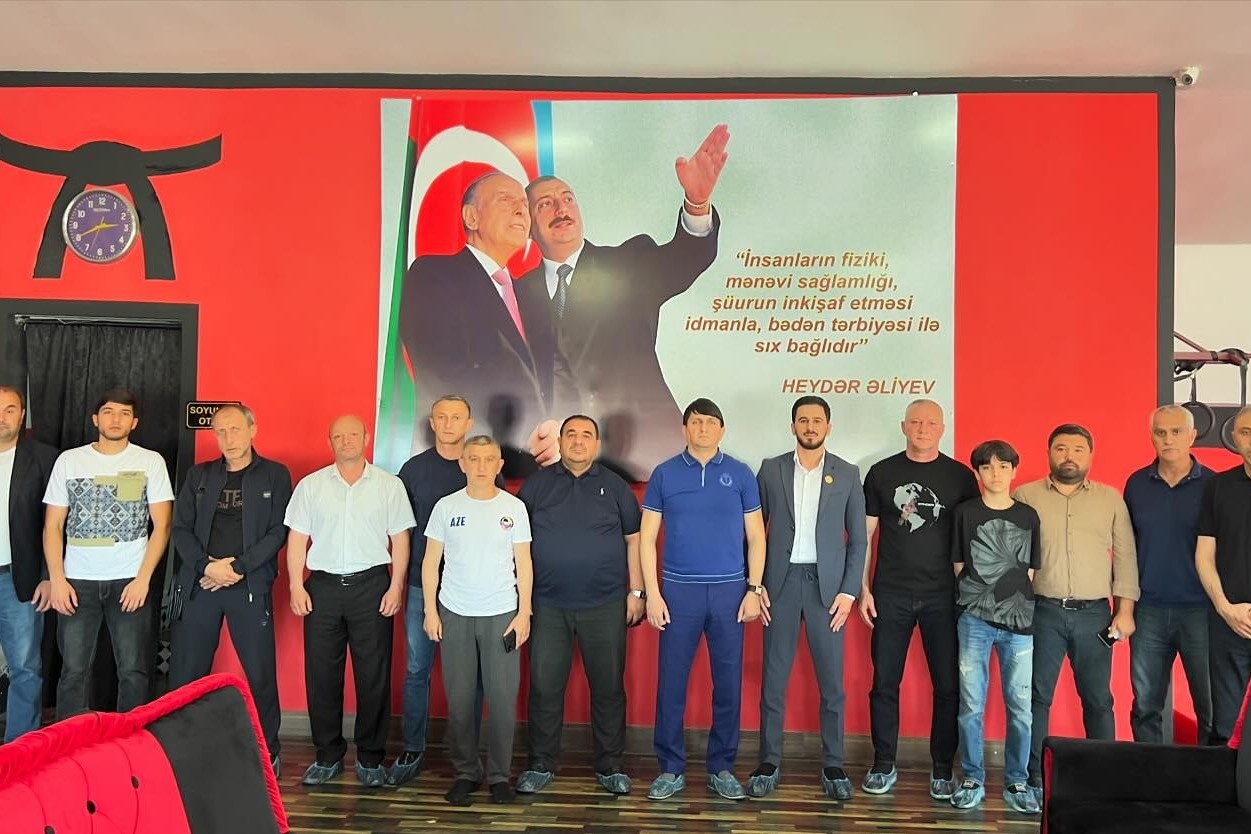 Karate federasiyası Gəncədə məşqçilərlə görüş keçirib