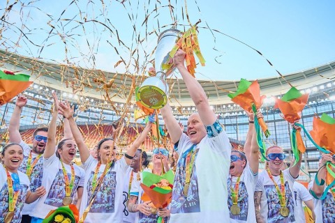 Azərbaycanlı futbolçu Superkubok qazanıb - FOTO