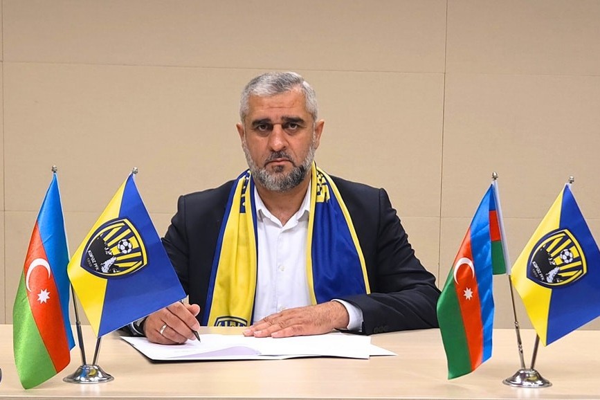 Adil Şükürov yenidən "Kəpəz"də