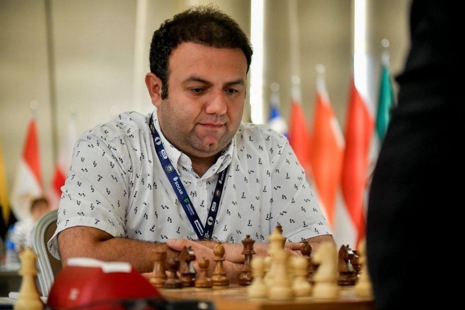 Rauf Məmmədov Londonda Anandla eyni komandada