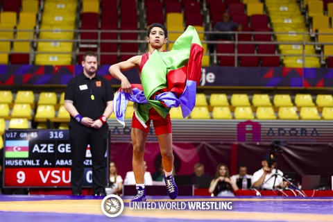 Абдурахман Гусейнов завоевал золото чемпионата Европы - ФОТО/ОБНОВЛЕНО