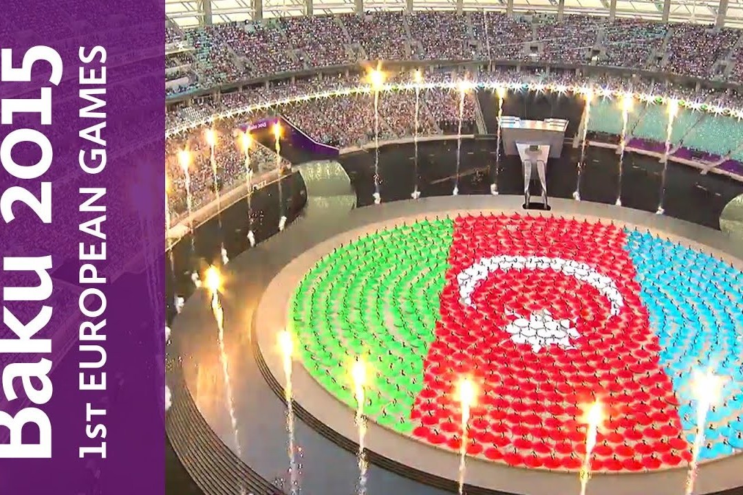 10 il əvvəl Bakıda  I Avropa Oyunları start götürüb - VİDEO