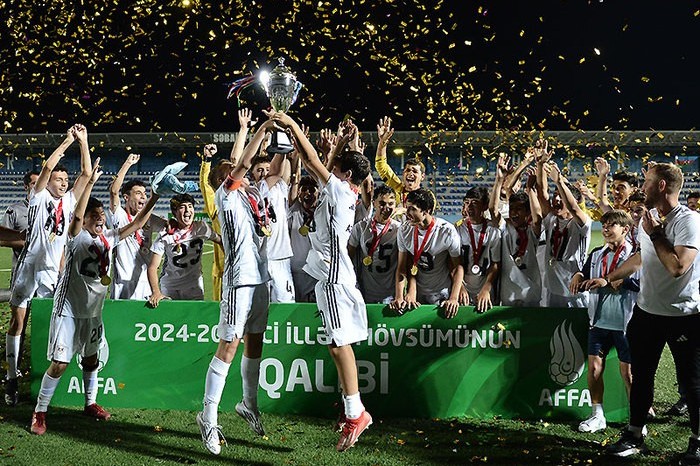 AFFA "Qarabağ"ı mükafatlandırıb - FOTO