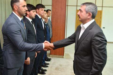Avropa çempionu olan Azərbaycanın çövkən millisi mükafatlandırılıb - FOTO