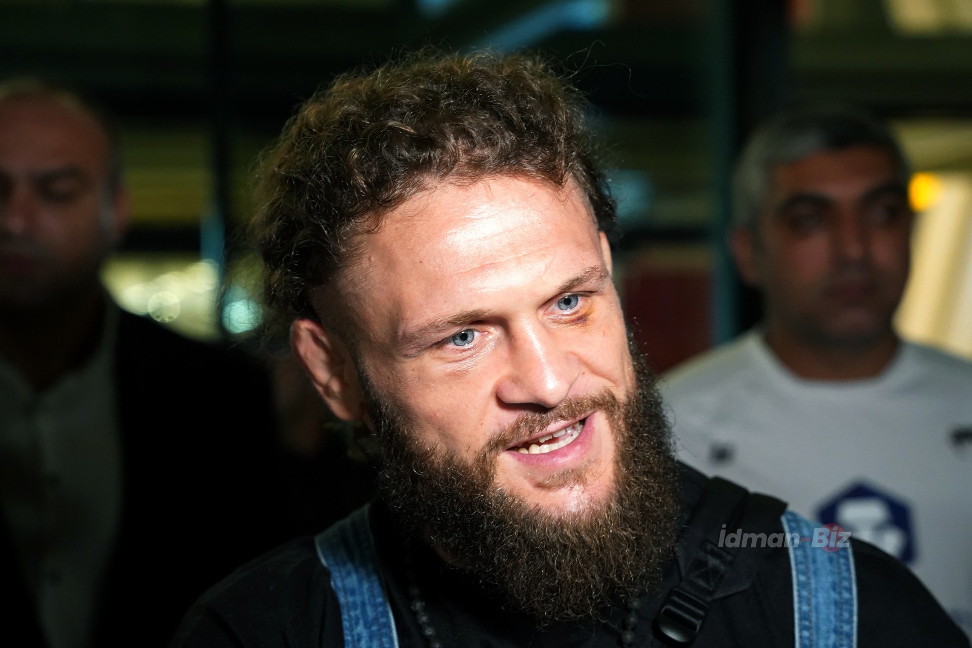 Rafael Fiziev meets Guban Gurbanov – PHOTO