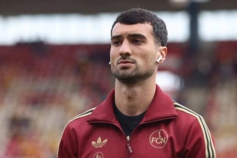 Mahir Emreli İngiltərə klubunun təklifini qəbul etməyib
