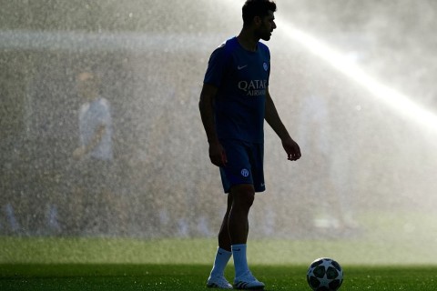 "İnter"in futbolçusu İrandan çıxa bilmir