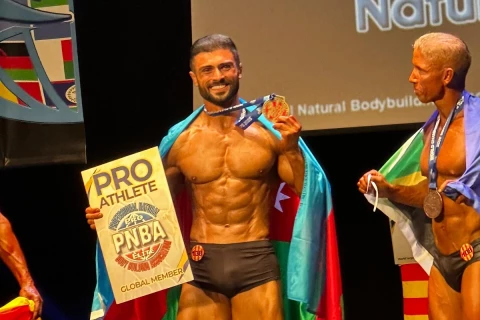 Azərbaycanlı idmançı qızıl medal qazanıb - VİDEO