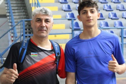Badmintonçularımızdan Venesuelada 2 medal - FOTO