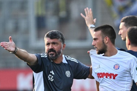 Futbolçu kimi dünya çempionu olduğu komandanı çalışdıracaq