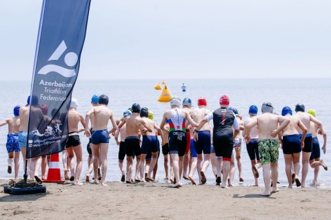 В Азербайджане впервые прошел чемпионат страны по акватлону - ФОТО