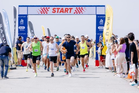 В Азербайджане впервые прошел чемпионат страны по акватлону - ФОТО