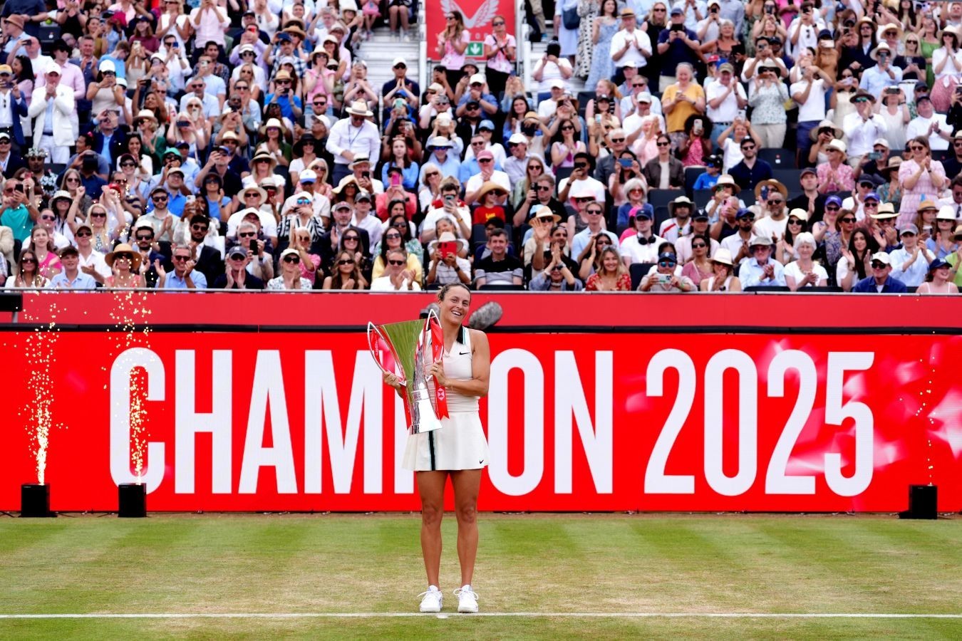 Almaniyalı tennisçinin qızı ilə birlikdə oynamaq arzusu var