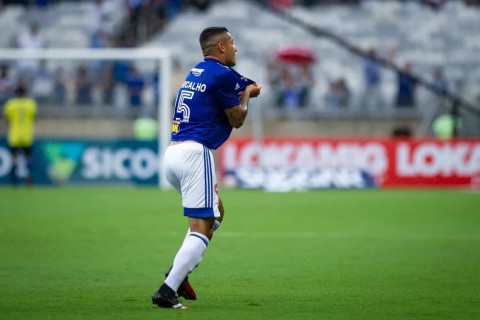 “Qarabağ” məşhur klubun oyunçusunu transfer edib