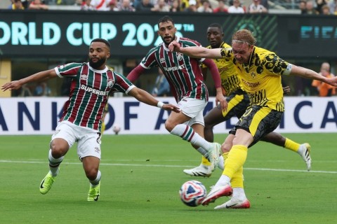 "Borussiya" "Fluminense" ilə bacarmayıb