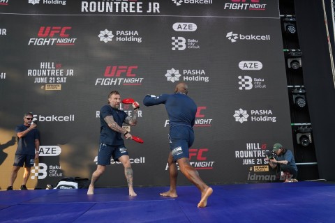 UFC-nin döyüşçülərinin Dənizkənarı Milli Parkda açıq məşqi - FOTO