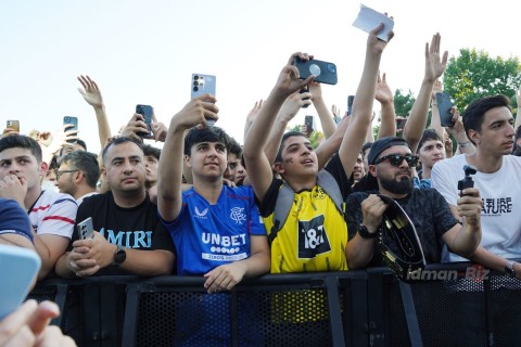 UFC döyüşçülərinin Dənizkənarı Milli Parkda açıq məşqi - FOTO