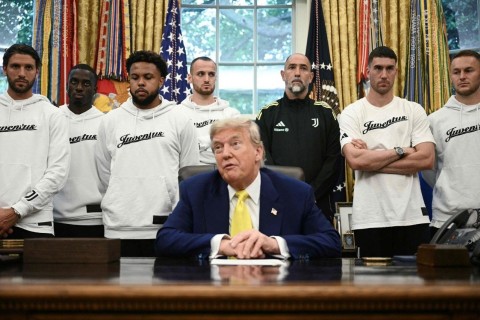 Дональд Трамп принял "Ювентус" в Белом доме - ВИДЕО