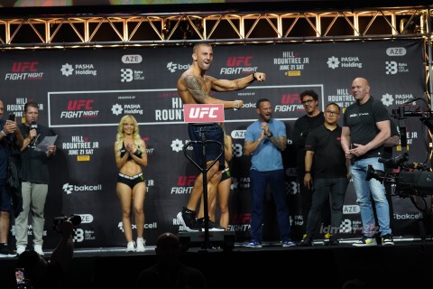 UFC döyüşçüləri üz-üzə - FOTO/VİDEO