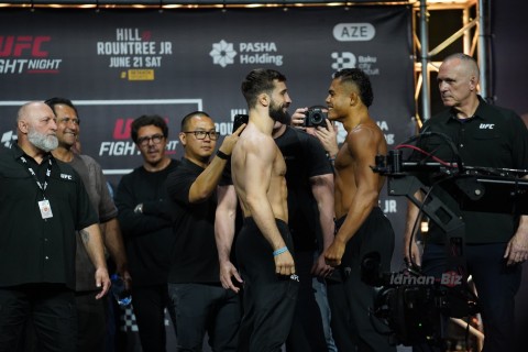 UFC döyüşçüləri üz-üzə - FOTO/VİDEO