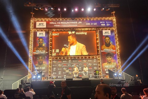 Top MMA fighters meet fans ahead of UFC Fight Night in Baku