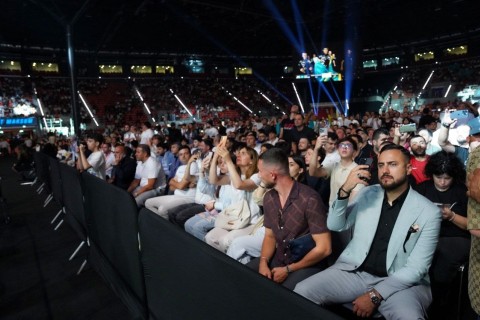 Bakıda UFC gecəsi: Taqir Ulanbekov və Klaudiya Siquladan qələbə - YENİLƏNİB/FOTO