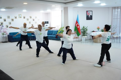 Жители дома престарелых готовятся к турниру Challenge, который пройдет в Баку - ФОТО
