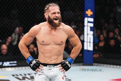 Рафаэль Физиев после победы на UFC в Баку: "Этот народ заслуживает счастья"